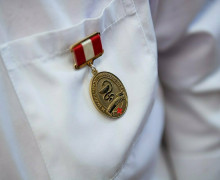 «Говорят, у меня лёгкая рука»: история калининградской медсестры, которая 60 лет проработала в одной поликлинике