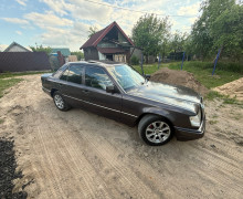 Mercedes-Benz W124, 1991