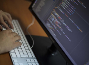 Глава Чехии выступил с инициативой об отключении РФ от интернета в рамках НАТО