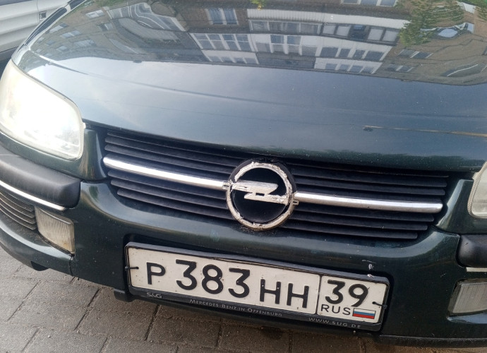 Opel Omega, 