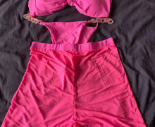 Продам 3 купальника (новые)