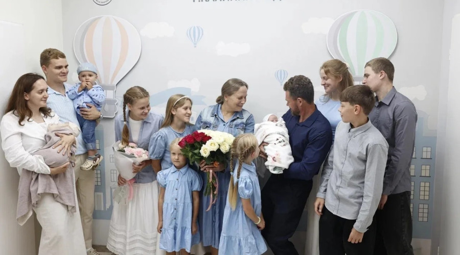 Две жительницы Калининградской области стали мамами в один день, родив десятых детей