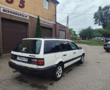 Volkswagen Passat, 1989