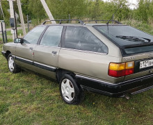Audi 100, 1990