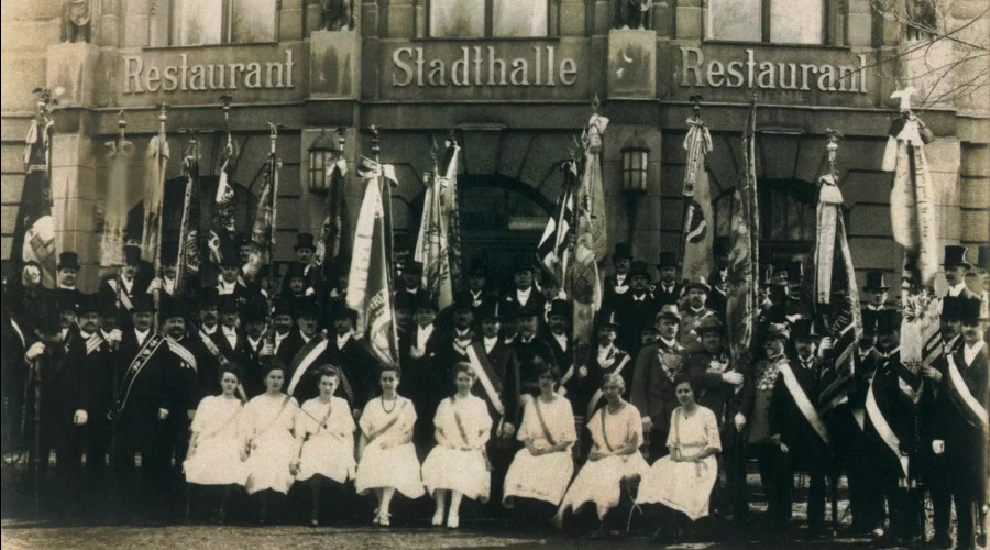 Кёнигсберг в объективе: ресторан «Stadthalle» на снимке 1920-х годов