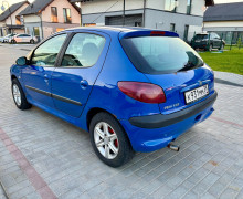 Peugeot 206, 2001