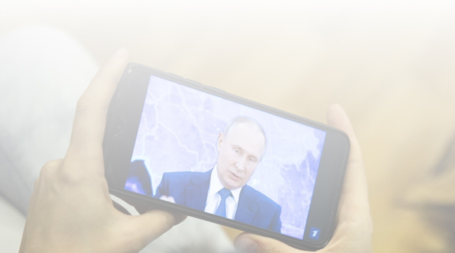 Владимир Путин получил приглашение на свадьбу от учителя из Костомукши