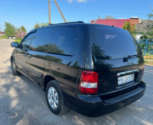 KIA Carnival, 2004
