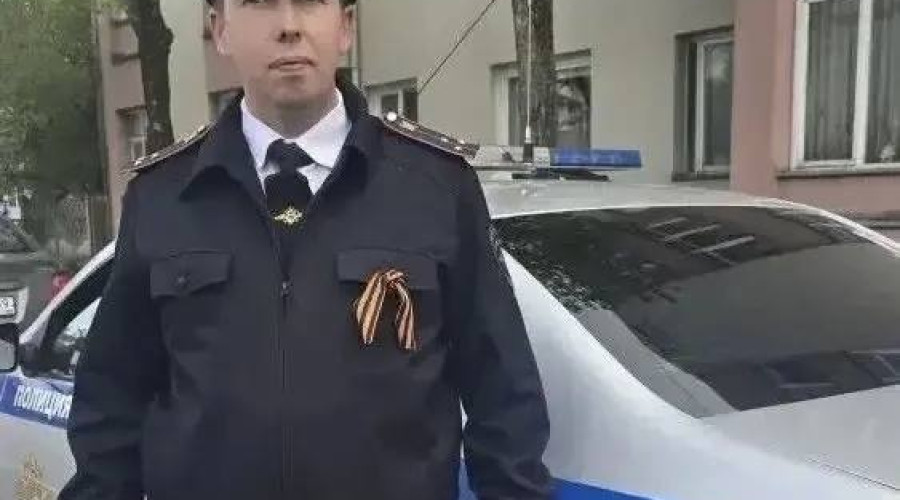 Сотрудник ГИБДД в Калининградской области оперативно помог ребенку во время празднования Дня Победы