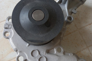 Запчасти для Isuzu Axiom и BMW X5