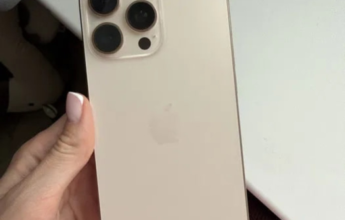 Продам Iphone 16 Pro Max 512 ГБ