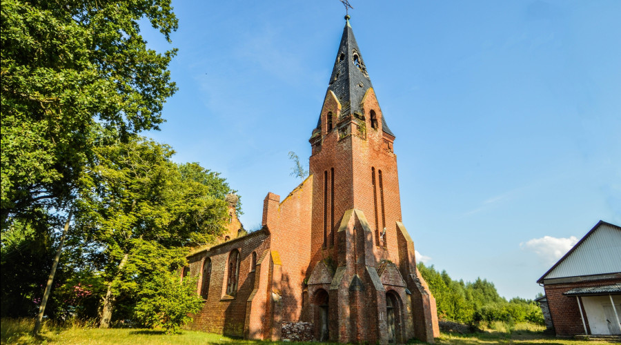 Кирха в Ленинском: 130 лет истории, которую мы теряем