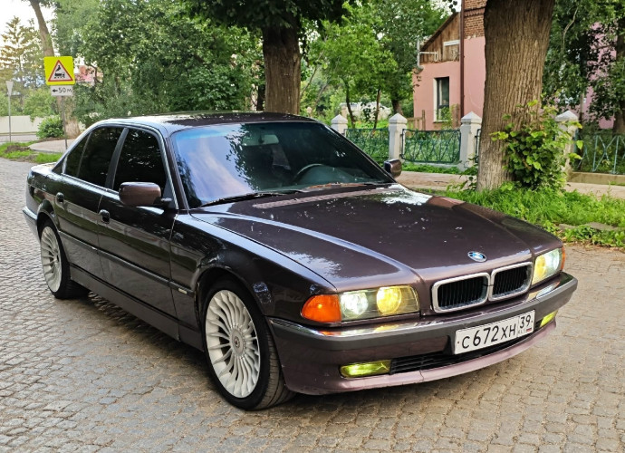 BMW 7 серия, 