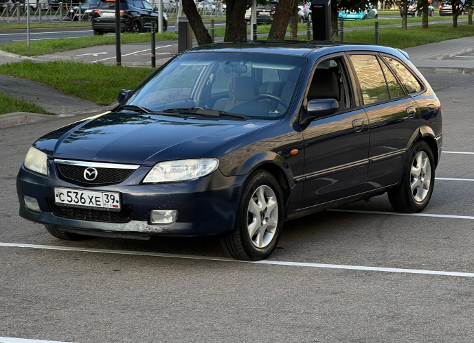 Mazda 323, 