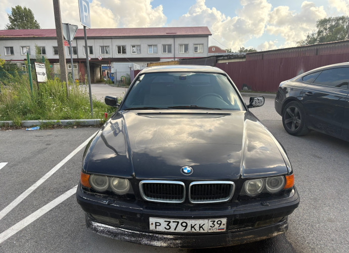 BMW 7 серия, 