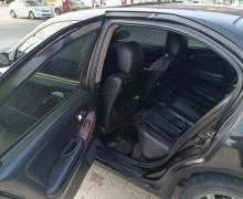Nissan Maxima, 2001