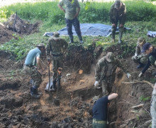 Поисковики ищут родственников лётчика Анатолия Жаркова, чей Ил-2 нашли в Багратионовском округе