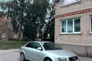 Audi A4, 2004